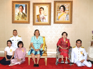 สมเด็จพระเทพรัตนราชสุดาฯ สยามบรมราชกุมารี เสด็จพระราชดำเนินไปทรงเป็นประธานในการประชุมคณะกรรมการสภากาชาดไทย ครั้งที่ 332 เพื่อติดตามการดำเนินงานต่างๆ อาทิ การพัฒนาระบบเทคโนโลยีสารสนเทศ, การบริหารกิจการศูนย์ผลิตผลิตภัณฑ์จากพลาสมา ฯลฯ ณ อาคารเทิดพระเกียรติสมเด็จพระญาณสังวร เจริญ สุวฑฺฒโน สภากาชาดไทย เมื่อวันพุธที่ 13 มีนาคม 2562