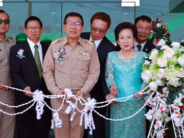 ธ.ก.ส. เคียงคู่ รู้ค่าประชาชน : ดร.สมศักดิ์ จังตระกุล ผวจ.ขอนแก่น เป็นประธานในพิธีเปิด อาคารสำนักงานธนาคารเพื่อการเกษตรและสหกรณ์การเกษตร สาขาแวงน้อย จังหวัดขอนแก่น ซึ่งเป็น 1 ใน 31 สาขาในสังกัดสำนักงาน ธ.ก.ส.จังหวัดขอนแก่น เพื่อให้บริการทางการเงินแก่เกษตรกรลูกค้า ประชาชนและส่วนราชการ ได้อย่างสะดวกและทั่วถึง สนับสนุนและช่วยเหลือพี่น้องเกษตรกร