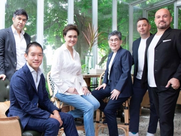 ชุมชนคนรักอาหาร : ศุภจี สุธรรมพันธุ์ ปธ.จนท.บห.กลุ่มบริษัทดุสิตธานี เปิด “The Food School” ศูนย์ฝึกทำอาหารนานาชาติ บ่มเพาะผู้ประกอบการด้าน
อาหารและเครื่องดื่มครบวงจรแห่งแรกในไทย มูลค่าโครงการกว่า 336 ล้านบาท
พื้นที่ 3,200 ตารางเมตร ที่ Creative & Start Up Village บริเวณจุฬา-สามย่าน

