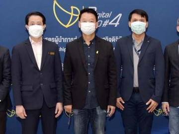 Digital CEO : อำพล อังคะพิชิต กก.ผจก.บจก.เอสซีจี เอ็กซพีเรียนซ์ ต้อนรับคณะผู้บริหารที่เข้าร่วม
อบรมหลักสูตร “ผู้นำการส่งเสริมเศรษฐกิจดิจิทัล รุ่นที่ 4” อาทิ อภิสิทธิ์ สุขสาคร และ กรธัช พิรัญเจริญ
พร้อมเยี่ยมชม SCG Home Experience CDC ศึกษาดูงาน Smart Living นวัตกรรมเทคโนโลยีดิจิทัลของเอสซีจีและการประยุกต์ใช้ ที่ เอสซีจี โฮม เอ็กซพีเรียนซ์ เลียบด่วนเอกมัย-รามอินทรา

