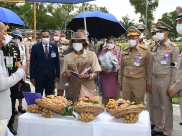 สมเด็จพระกนิษฐาธิราชเจ้า กรมสมเด็จพระเทพรัตนราชสุดาฯ สยามบรมราชกุมารี เสด็จพระราชดำเนินไปทรง
เปิดงาน “ของดีเมืองนรา” ประจำปี 2567 โอกาสนี้ พระราชทานรางวัลแก่ผู้ชนะเลิศการประกวดผลิตผลทางการเกษตร,
การประกวดการแข่งขันผลิตภัณฑ์ศิลปาชีพฯ และการแข่งขันประชันเสียงนกเขาชวา ครั้งที่ 40 ณ สวนสาธารณ
เฉลิมพระเกียรติ 6 รอบ เฉลิมพระชนมพรรษา อำเภอเมือง จังหวัดนราธิวาส เมื่อวันพฤหัสบดีที่ 26 กันยายน 2567 เวลา 08.13 น.

