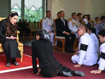 สมเด็จพระเจ้าน้องนางเธอ เจ้าฟ้า
จุฬาภรณวลัยลักษณ์ อัครราชกุมารี กรมพระศรีสวางควัฒน
วรขัตติยราชนารี
เสด็จไปในการพระราชทานเพลิงศพ นายจงรัก วัชรินทร์รัตน์ ป.ม.,ท.ช. อธิการบดีมหาวิทยาลัยเกษตรศาสตร์ 2 วาระ คือ ปี 2563-2567 และปี 2567 จนถึงปัจจุบัน ซึ่งมีผลงานเชิงประจักษ์ และโดดเด่น ณ เมรุวัดพระศรีมหาธาตุวรมหาวิหาร กรุงเทพมหานคร เมื่อวันพฤหัสบดีที่ 6 กุมภาพันธ์ 2568

