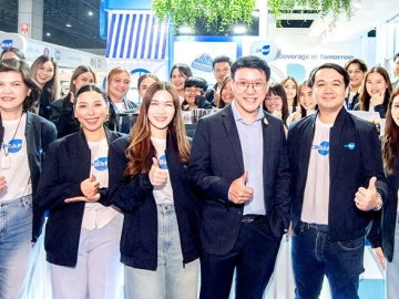นวัตกรรมเครื่องดื่มแห่งอนาคต : สรรเสริญ สมัยสุต ประธานเจ้าหน้าที่บริหาร บจก.ซีพี บีแอนด์เอฟ (ไทยแลนด์)
ร่วมงาน “THAIFEX-HOREC Asia 2025” งานแสดงสินค้ากลุ่มธุรกิจ HORECA ที่ครบครันในภูมิภาค
เอเชีย โดยจัดแสดงโซลูชั่นครบวงจรเพื่อผู้ประกอบการรุ่นใหม่สู่ความสำเร็จด้วยทิศทาง “CP B&F Beverages of
Tomorrow : ผู้อยู่เบื้องหลังความสำเร็จด้านธุรกิจเครื่องดื่มของผู้ประกอบการ” ที่ ศูนย์ฯอิมแพ็ค เมืองทองธานี

