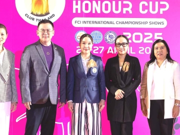 ประกวดสุนัขระดับสากล : ธันย์ชนก ฟักอุดม ประธานชมรมยอร์คเชียร์เทอร์เรียแห่งประเทศไทย จัดงาน “Princess Honour Cup 2025” การประกวดสุนัข
ทุกสายพันธุ์ตามหลักมาตรฐานสากล ชิงถ้วยพระราชทาน สมเด็จพระเจ้าลูกเธอ เจ้าฟ้าสิริวัณณวรี นารีรัตนราชกัญญา ที่ศูนย์การค้าเซ็นทรัล เวสต์เกต จังหวัดนนทบุรี