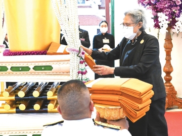สมเด็จพระกนิษฐา
ธิราชเจ้า กรมสมเด็จ
พระเทพรัตนราชสุดาฯ สยามบรมราชกุมารี เสด็จพระราชดำเนินไปในการพระราชทานเพลิงศพ นายทองฉัตร
หงศ์ลดารมภ์
ป.ช.,ป.ม.,ท.จ.,ต.ภ. ณ เมรุหลวงหน้า
พลับพลาอิศริยาภรณ์
วัดเทพศิรินทราวาส กรุงเทพมหานคร เมื่อวันเสาร์ที่ 31 พฤษภาคม 2568 เวลา 17.04 น.