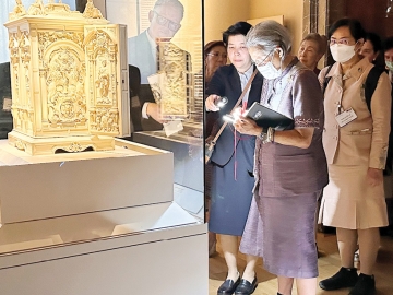 สมเด็จพระกนิษฐาธิราชเจ้า กรมสมเด็จพระเทพรัตนราชสุดาฯ สยามบรมราชกุมารี เสด็จพระราชดำเนินไปทอดพระเนตรศิลปวัตถุ และหลักฐานทางวัฒนธรรมของแคว้นบาวาเรีย ณ พิพิธภัณฑสถานแห่งชาติบาวาเรีย
นครมิวนิก สหพันธ์สาธารณรัฐเยอรมนี ในโอกาสเสด็จพระราชดำเนินเยือนสหพันธ์สาธารณรัฐเยอรมนีเพื่อร่วมพิธีเปิดการประชุมผู้ได้รับรางวัลโนเบล ระหว่างวันที่ 23 มิถุนายน ถึงวันที่ 1 กรกฎาคม 2568