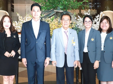 ระบบแจ้งเตือนภัยฉุกเฉิน : อนัคพล อิงคะกุล รองประธานกรรมการบริหาร มิราเคิล กรุ๊ป ต้อนรับ นิเวศ
พันธ์เจริญวรกุล ประธานคณะกรรมาธิการการเทคโนโลยีสารสนเทศ การสื่อสาร และการโทรคมนาคม วุฒิสภา ในโอกาสเป็นประธานเปิดการสัมมนา เรื่อง “การแจ้งเตือนภัยเหตุฉุกเฉินและภัยพิบัติ ผ่านระบบ Cell
Broadcast” จัดโดย คณะกรรมาธิการฯ ร่วมกับหน่วยงานที่เกี่ยวข้อง ที่ โรงแรมมิราเคิล แกรนด์ คอนเวนชั่น