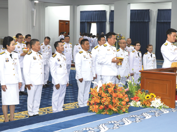 สมเด็จพระเจ้าน้องนางเธอ เจ้าฟ้าจุฬาภรณวลัยลักษณ์ อัครราชกุมารี กรมพระศรีสวางควัฒน วรขัตติยราชนารี เสด็จลง
ณ ศาลาดุสิดาลัย สวนจิตรลดา พระราชวังดุสิต พระราชทานพระวโรกาสให้ นายพิเชษฐ์ เชื้อเมืองพาน รองประธานสภาผู้แทนราษฎร คนที่ 1 พร้อมด้วยสมาชิกสภาผู้แทนราษฎร และข้าราชการสำนักงานเลขาธิการสภาผู้แทนราษฎร เฝ้าถวายพระพรชัยมงคล เนื่องในโอกาสวันคล้ายวันประสูติเมื่อวันจันทร์ที่ 14 กรกฎาคม 2568 เวลา 14.00 น.