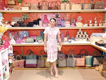 สมเด็จพระเจ้าลูกเธอ เจ้าฟ้าสิริวัณณวรี นารีรัตนราชกัญญา เสด็จไป ในงาน “สืบสานใจ หัตถศิลป์ไทย สู่สากล :
EM DISTRICT SENSE OF THAI 2025” ซึ่งจัดขึ้นเป็นปีที่ 4 เพื่อเฉลิมพระเกียรติพระบาทสมเด็จพระเจ้าอยู่หัว และสมเด็จพระนางเจ้าสิริกิติ์ พระบรมราชินีนาถ พระบรมราชชนนีพันปีหลวง เนื่องในวันเฉลิมพระชนมพรรษา ณ ศูนย์การค้าเอ็มสเฟียร์ กรุงเทพมหานคร เมื่อวันอังคารที่ 29 กรกฎาคม 2568 เวลา 16.50 น.