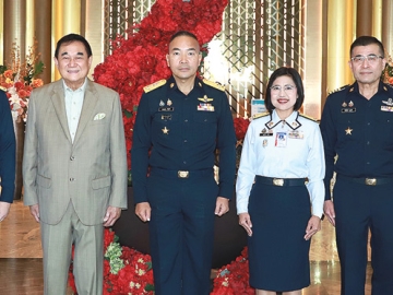 เวชศาสตร์การบิน : ดร.อัศวิน อิงคะกุล ประธานกรรมการบริหาร มิราเคิล กรุ๊ป ต้อนรับ พล.อ.อ.เสกสรร คันธา ผู้ช่วย
ผู้บัญชาการทหารอากาศในโอกาสเป็นประธานเปิดการประชุมวิชาการเวชศาสตร์การบินประจำปี 2568 ในหัวข้อ “เวชศาสตร์การบินกับโลกที่เปลี่ยนแปลง” จัดโดย พล.อ.ต.หญิง บุษกร ภมร ผอ.สถาบันเวชศาสตร์การบินกองทัพอากาศ โดยมี พล.อ.ต.
ศุภชัย สินธวาลัย, น.อ.ทศพล ทองงาม และ น.อ.จิรวัฒน์ ชูวงศ์ ร่วมงาน ที่ โรงแรมอัศวิน แกรนด์ คอนเวนชั่น เขตหลักสี่


