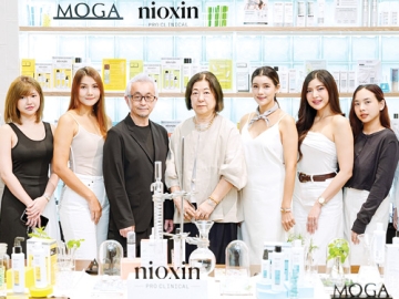 เครือโอซีซี กรุ๊ป : โยชิโกะ มังกรกนก เพรสซิเดนท์ ร้าน MOGA ซาลอนระดับ
ลักชัวรีที่มีชื่อเสียงยาวนานกว่า 35 ปี ร่วมกับ NIOXIN® PROCLINICAL แบรนด์ผลิตภัณฑ์ดูแลหนังศีรษะและปัญหาผมบาง จัดงาน “MOGA x NIOXIN – Start Strong with NIOXIN : From Scalp to Confidence” ที่ MOGA สยามพารากอน