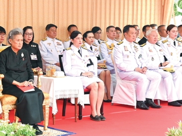 สมเด็จพระกนิษฐาธิราชเจ้า กรมสมเด็จพระเทพรัตนราชสุดาฯ สยามบรมราชกุมารี เสด็จพระราชดำเนินไปทรงประกอบพิธีบวงสรวงเพื่อบูรณปฏิสังขรณ์ราชรถ
พระยานมาศ และเครื่องประกอบในการพระราชพิธีถวายพระเพลิงพระบรมศพ สมเด็จพระนางเจ้าสิริกิติ์ พระบรมราชินีนาถ พระบรมราชชนนีพันปีหลวง ซึ่ง
กรมศิลปากร กรมสรรพาวุธทหารบก และกรมอู่ทหารเรือ จะบูรณะราชรถ 5 องค์ ตามโบราณราชประเพณี และเพื่อความเป็นสิริมงคลแก่ผู้ปฏิบัติงาน โดยมี ท่านผู้หญิงสิริกิติยา เจนเซน เฝ้าทูลละอองพระบาท รับเสด็จ ณ โรงราชรถ พิพิธภัณฑสถานแห่งชาติ พระนคร เมื่อวันพฤหัสบดีที่ 6 พฤศจิกายน 2568 เวลา 08.00 น.