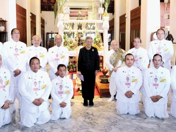 สมเด็จพระกนิษฐาธิราชเจ้า กรมสมเด็จพระเทพรัตนราชสุดาฯ สยามบรมราชกุมารี เสด็จพระราชดำเนินไปในการพระราชพิธีตรียัมพวาย-ตรีปวาย เป็นการพระราชพิธีประจำ เพื่อบูชาสรรเสริญพระอิศวร
พระนารายณ์ และพระพรหม เนื่องในโอกาสทรงเจริญพระชนมายุ 70 พรรษา 2 เมษายน 2568 ณ เทวสถาน
สำหรับพระนคร (โบสถ์พราหมณ์) เขตพระนคร กรุงเทพมหานคร เมื่อวันอาทิตย์ที่ 4 มกราคม 2569 เวลา 12.55 น.