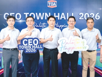 สู่เป้าหมาย :
จตุภัทร์ ตั้งคารวคุณ
ประธานเจ้าหน้าที่บริหาร บมจ.ทีโอเอ เพ้นท์ (ประเทศไทย) จัดงาน “CEO Town
Hall 2026” ประกาศ
วิสัยทัศน์ “แต่งเติม
ความสุขของการอยู่อาศัยให้ทุกคน” ผ่านกลยุทธ์ 5 เสาหลัก
เพื่อสร้างการเติบโตในทุกมิติ โดยมี
วินัย ชัยบุรานนท์
และว่าที่ร.ต.สุรศักดิ์
มั่นแดง ร่วมงาน
ที่ สนง.ใหญ่ บางนา