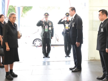 สมเด็จพระกนิษฐาธิราชเจ้า กรมสมเด็จพระเทพรัตนราชสุดาฯ สยามบรมราชกุมารี เสด็จพระราชดำเนินไปทรงร่วมการประชุมใหญ่วิสามัญ ร้านสหกรณ์จุฬาลงกรณ์มหาวิทยาลัย จำกัด โอกาสนี้ ทรงลงพระนามาภิไธยในใบลงทะเบียนผู้เข้าร่วมประชุมใหญ่วิสามัญ ประจำปี 2569 และทรงลงพระนามาภิไธยรับซองเงินปันผลตามหุ้นและเงินเฉลี่ยคืนตามส่วนซื้อ ประจำปีการเงิน 2556 ณ คณะครุศาสตร์ จุฬาลงกรณ์มหาวิทยาลัย เมื่อวันศุกร์ที่ 13 กุมภาพันธ์ 2569 เวลา 14.54 น.