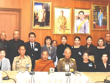 ถวายพระราชกุศล : พล.อ.อ.ชลิต พุกผาสุข องคมนตรี เป็นประธานการประชุมครั้งที่ 2 คณะกรรมการโครงการบรรพชาอุปสมบทหมู่ 93 รูป ระหว่างวันที่ 27 ก.พ.-
9 มี.ค. 2569 โดยไม่เสียค่าใช้จ่ายใดๆ ทั้งสิ้น เพื่อน้อมอุทิศถวายพระราชกุศลแด่ สมเด็จพระนางเจ้าสิริกิติ์ พระบรมราชินีนาถ พระบรมราชชนนีพันปีหลวง
องค์พระบรมราชินูปถัมภ์ มูลนิธิร่วมจิตต์น้อมเกล้าฯ เพื่อเยาวชน ในพระบรมราชินูปถัมภ์ โดยมี ม.ร.ว.พร้อมฉัตร สวัสดิวัตน์, ชัยวัฒน์ ชื่นโกสุม, ผศ.ดร.พรทิพย์ พุกผาสุข,
จิณณารัชช์ สัมพันธรัตน์, อัญชลี ชวนิชย์, ดร.อารยา อรุณานนท์ชัย และ พล.ต.ท.อรรถกฤษณ์ ธารีฉัตร ร่วมประชุม ณ ทำเนียบองคมนตรี กรุงเทพมหานคร