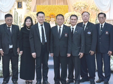 ร่วมไว้อาลัย : วรพจน์ เพียรอภิธรรม นายกสมาคมไหหนำแห่งประเทศไทย พร้อมด้วยคณะกรรมการและสมาชิก สมาคมการค้าไทยไหหลำ, สมาคม
ตระกูลโง้วแห่งประเทศไทย ร่วมกัน
เป็นเจ้าภาพในพิธีสวดพระอภิธรรมศพ
กัลยา มหาดำรงค์กุล (ภรรยา ดิลก มหาดำรงค์กุล) มารดา กฤษฎา-วิภาวรรณ มหาดำรงค์กุล
ณ ศาลาบำเพ็ญกุศล 1 วัดสระเกศ
ราชวรมหาวิหาร หรือวัดภูเขาทอง
เขตป้อมปราบศัตรูพ่าย กรุงเทพมหานคร
โดยมีพิธีสวดพระอภิธรรม เวลา
18.30 น. ถึงวันศุกร์ที่ 27 กุมภาพันธ์
2569 และกำหนดพิธีพระราชทาน
เพลิงศพ ในวันเสาร์ที่ 28
กุมภาพันธ์ 2569 เวลา 17.00 น.