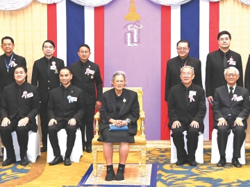 สมเด็จพระกนิษฐาธิราชเจ้า กรมสมเด็จพระเทพรัตนราชสุดาฯ สยามบรมราชกุมารี เสด็จพระราชดำเนินไปทรงเปิดการประชุมเวชศาสตร์วิถีชีวิตและสุขภาวะโลก 2026 ในหัวข้อ “พลังขององค์กรพันธมิตร” โดยมีสมาชิก 103 องค์กรพันธมิตรของสมาคมเวชศาสตร์วิถีชีวิตและสุขภาวะไทย เพื่อการแลกเปลี่ยนเรียนรู้ของแพทย์และบุคลากรทางสุขภาพไทย 130 คน ที่ผ่านการสอบประกาศนียบัตรของคณะกรรมการสากลเวชศาสตร์วิถีชีวิต ซึ่งมีกระบวนการประเมินความรู้และสมรรถนะที่เข้มข้น เสริมสร้างคุณภาพการดูแลผู้ป่วย และป้องกันโรค ณ โรงแรมเดอะ เบอร์เคลีย์ ประตูน้ำ เขตราชเทวี กรุงเทพฯ เมื่อวันจันทร์ที่ 2 มีนาคม 2569