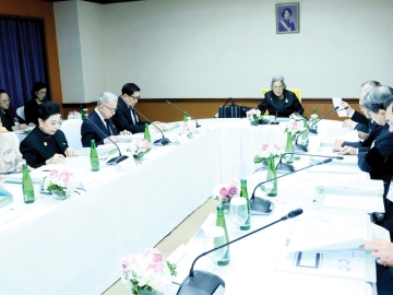 สมเด็จพระกนิษฐาธิราชเจ้า กรมสมเด็จพระเทพรัตนราชสุดาฯ สยามบรมราชกุมารี เสด็จพระราชดำเนินไปพระราชทานประกาศนียบัตรพยาบาลไตเทียมแก่ผู้สำเร็จการฝึกอบรมไตเทียม รุ่นที่ 54 และรุ่นที่ 55 และพระราชทานเกียรติบัตรแก่ผู้มี
อุปการคุณสนับสนุนกิจการของมูลนิธิฯ ณ โรงพยาบาลสงฆ์ เขตราชเทวี กรุงเทพมหานคร ต่อจากนั้น ทรงเป็นประธานการ
ประชุมใหญ่สามัญประจำปี คณะกรรมการบริหารมูลนิธิโรคไตแห่งประเทศไทย ครั้งที่ 1/2569 เมื่อวันศุกร์ที่ 27 มีนาคม 2569 เวลา 09.00 น.