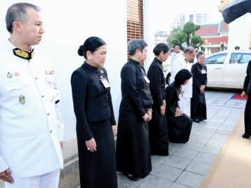 สมเด็จพระกนิษฐาธิราชเจ้า กรมสมเด็จพระเทพรัตนราชสุดาฯ สยามบรมราชกุมารี เสด็จพระราชดำเนินไปในการพระพิธีธรรม
สวดพระอภิธรรมศพ นายแพทย์ปราเสริฐ ปราสาททองโอสถ ผู้ก่อตั้งบริษัท กรุงเทพดุสิตเวชการ จำกัด (มหาชน), บริษัท
การบินกรุงเทพ จำกัด (มหาชน) หรือสายการบินบางกอกแอร์เวย์ส และสถานีโทรทัศน์พีพีทีวี เอชดี 36 ณ ศาลากวีนิรมิต
วัดเทพศิรินทราวาสราชวรวิหาร เขตป้อมปราบศัตรูพ่าย กรุงเทพมหานคร เมื่อวันอาทิตย์ที่ 26 เมษายน 2569 เวลา 18.19 น.