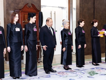 สมเด็จพระกนิษฐาธิราชเจ้า กรมสมเด็จพระเทพรัตนราชสุดาฯ สยามบรมราชกุมารี เสด็จออก ณ วังสระปทุม กรุงเทพมหานคร พระราชทานพระราชวโรกาสให้ รศ.วัฒนา ศิวะเกื้อ อุปนายกสมาคมนิสิตเก่าคณะพาณิชยศาสตร์และการบัญชี แห่งจุฬาลงกรณ์มหาวิทยาลัย นำคณะกรรมการจัดการแข่งขันกอล์ฟ
การกุศลชิงถ้วยพระราชทาน สมเด็จพระกนิษฐาธิราชเจ้า กรมสมเด็จพระเทพรัตนราชสุดาฯ สยามบรมราชกุมารี เฝ้าทูลละอองพระบาท ทูลเกล้าทูลกระหม่อม
ถวายเงิน จำนวน 500,000 บาท จากการจัดการแข่งขันกอล์ฟดังกล่าว โดยเสด็จพระราชกุศลตามพระราชอัธยาศัย เมื่อวันศุกร์ที่ 1 พฤษภาคม 2569