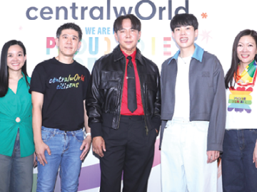 ฉลอง Pride Month : ชนะศักดิ์ นิยะถิรกุล Head of Regional Marketing
centralwOrld และ ดร.นรเทพ ชูพูล ผอ.เขตปทุมวัน เปิดโครงการ “centralwOrld WE ARE MANY : PROUD TO BE PRIDE 2026” นำตัวแทนความหลากหลาย
ร่วมผลักดันประเทศไทยสู่เจ้าภาพ World Pride 2030 ที่ศูนย์การค้าเซ็นทรัลเวิลด์