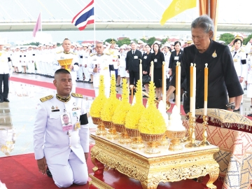 สมเด็จพระกนิษฐาธิราชเจ้า กรมสมเด็จพระเทพรัตนราชสุดาฯ สยามบรมราชกุมารี เสด็จพระราชดำเนินแทนพระองค์ ไปทรงวางพวงมาลา
ถวายราชสักการะ พระบรมราชานุสาวรีย์ พระบาทสมเด็จพระปรเมนทรมหาอานันทมหิดล พระอัฐมรามาธิบดินทร เนื่องในโอกาสวันคล้ายวันสวรรคต
พระบาทสมเด็จพระปรเมนทรมหาอานันทมหิดล พระอัฐมรามาธิบดินทร พระมหากษัตริย์รัชกาลที่ 8 แห่งพระบรมราชจักรีวงศ์ ซึ่งเสด็จ
ขึ้นครองสิริราชสมบัติ เมื่อปี 2477 ณ เชิงสะพานพระราม 8 เขตบางพลัด กรุงเทพมหานคร เมื่อวันอังคารที่ 9 มิถุนายน 2569 เวลา 15.26 น.