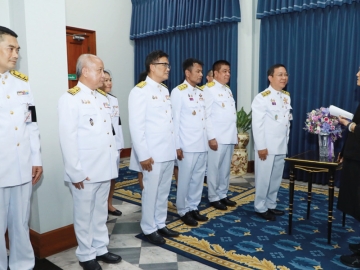 สมเด็จพระกนิษฐาธิราชเจ้า กรมสมเด็จพระเทพรัตนราชสุดาฯ สยามบรมราชกุมารี เสด็จลง ณ ศาลาดุสิดาลัย สวนจิตรลดา
พระราชทานพระราชวโรกาสให้ นายสมชวน รัตนมังคลานนท์ อธิบดีกรมปศุสัตว์ นำ คณะข้าราชการกรมปศุสัตว์
เฝ้าทูลละอองพระบาท ถวายพระพรชัยมงคล และทูลเกล้าทูลกระหม่อมถวายเงิน โดยเสด็จพระราชกุศลตามพระราชอัธยาศัย
เนื่องในโอกาสวันคล้ายวันพระราชสมภพ วันที่ 2 เมษายน 2569 เมื่อวันพฤหัสบดีที่ 16 กรกฎาคม 2569 เวลา 14.00 น.

