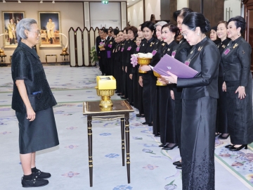 สมเด็จพระกนิษฐาธิราชเจ้า กรมสมเด็จพระเทพรัตนราชสุดาฯ สยามบรมราชกุมารี เสด็ออก ณ วังสระปทุม
พระราชทานพระราชวโรกาสให้ นางลาลีวรรณ กาญจนจารี ประธานสภาสมาคมสตรีแห่งชาติในพระบรม
ราชินูปถัมภ์ และคณะ เฝ้าฯ ทูลเกล้าฯ ถวายเงินซึ่งเป็นรายได้จากการจำหน่ายสลากบำรุงสภากาชาดไทย
ในงานกาชาดประจำปี 2568 เพื่อบำรุงสภากาชาดไทย เมื่อวันจันทร์ที่ 27 กรกฎาคม 2569 เวลา 09.00 น.
