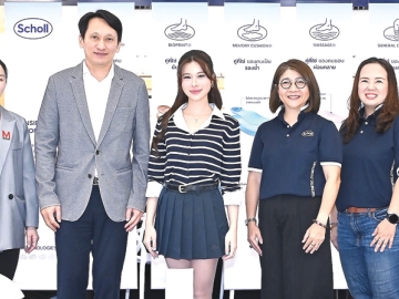 หา “คู่ที่ใช่” พบความสบายที่ลงตัว : จิณณา อัศวเหม กก.ผจก.บจก.เอช แอนด์ เอฟ ชูส์ (ไทยแลนด์), ภัคชพร
ฉายาชวลิต ผจก.ฝ่ายการตลาดและอีคอมเมิร์ซ และ มนัสนันท์ ภัทรกิจเจริญผล ผอ.ฝ่ายขายในประเทศ จัดงาน “Scholl : FIND YOUR COMFORT PARTNER” ชวนหารองเท้า “คู่ที่ใช่” ความลงตัวของรองเท้าดีไซน์ร่วมสมัยกับเทคโนโลยีเพื่อความสบายและการรองรับเท้า ที่ห้างเดอะมอลล์ไลฟ์สโตร์ บางกะ