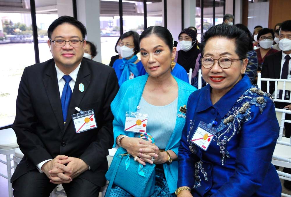 วิภัฏ วสุวานิช, ดร.นฎาประไพ สุจริตกุล และ ม.ล.วัลย์วิภา จรูญโรจน์ บุรุษรัตนพันธ์