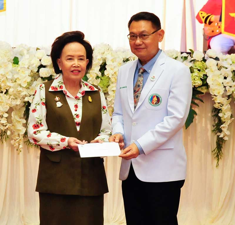 รพ.ทหารผ่านศึก รับมอบ