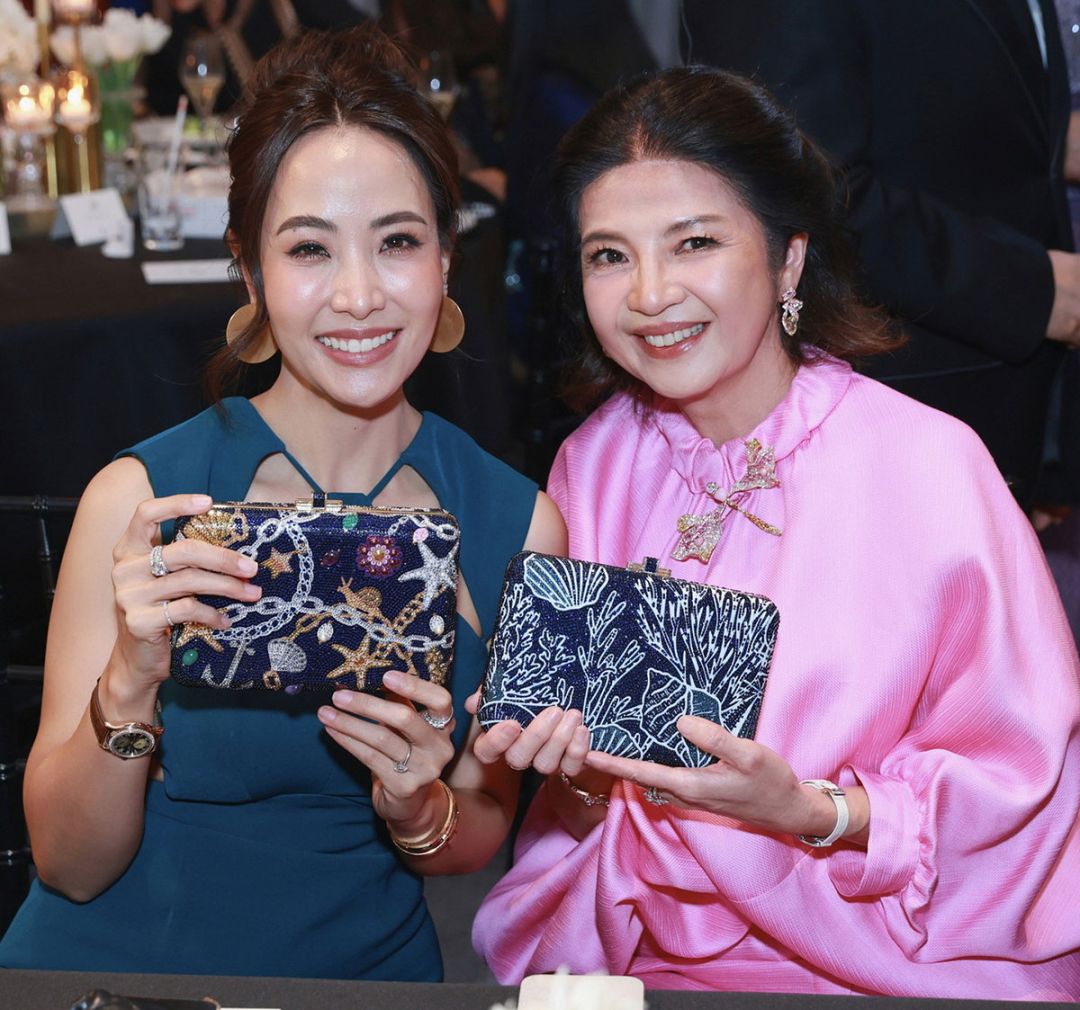 ธนนนท์ นิรามิษ, นลินี รัตนาวะดี

