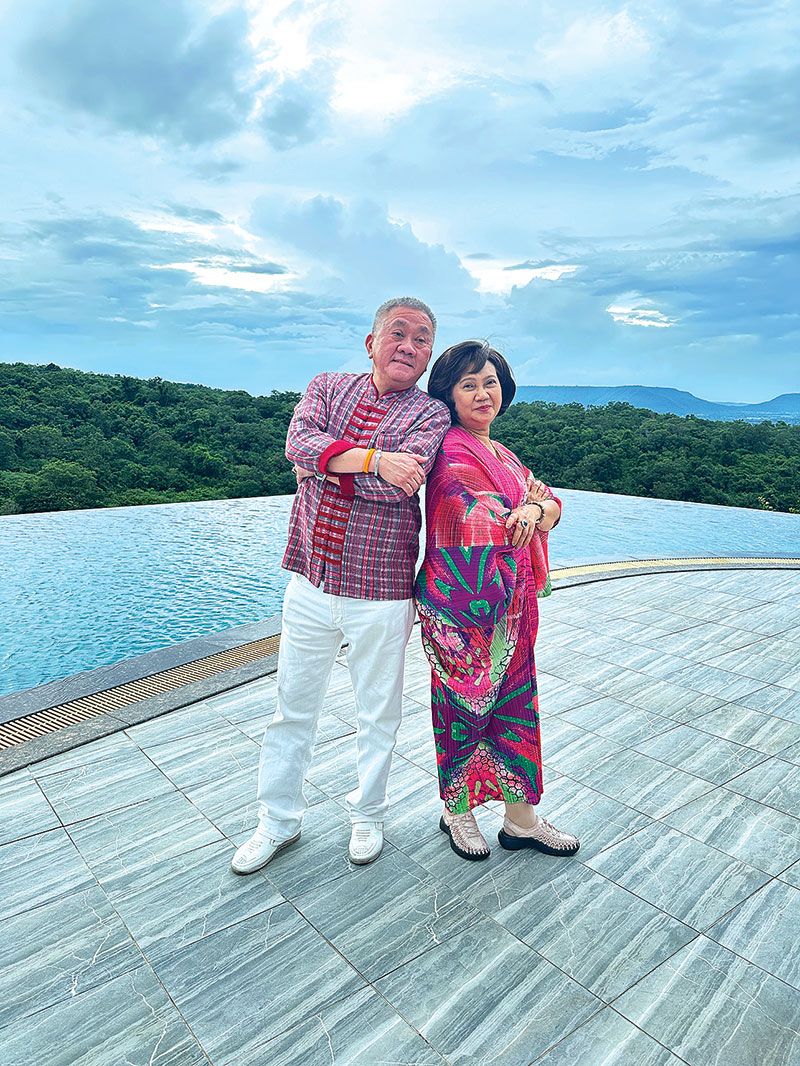 โพสท่าน่ารัก จิดาภา-ศักดิ์ชัย
เตชะวิเศษ
