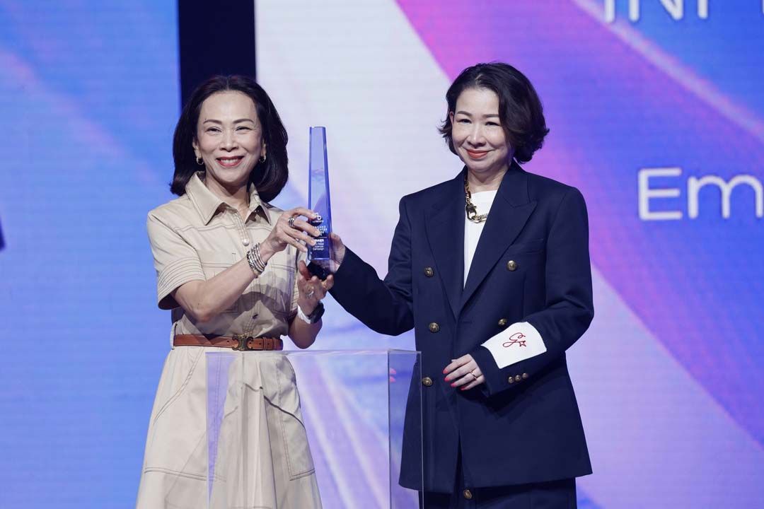 สุธาวดี ศิริธนชัย, อรธิรา ภาคสุวรรณ์ พา Emsphere รับรางวัล Best Retail Influencer Campaign