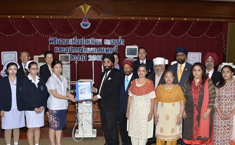 ชมรมสันติสุขไทย-อินเดีย หนึ่งในผู้บริจาค มอบเครื่องไตเทียมและอุปกรณ์การแพทย์ให้กับโรงพยาบาลต่างๆ