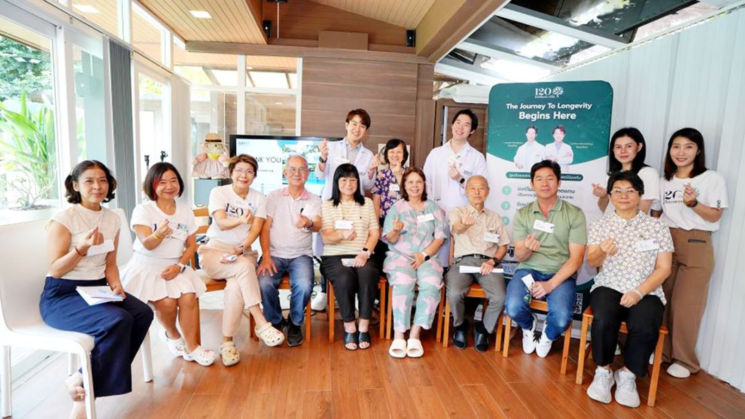 ผู้เข้าร่วมเวิร์กช็อป “ฮอร์โมนเพื่อสุขภาพและอายุยืน : ชะลอวัยและรักษาสมดุลชีวิต”

