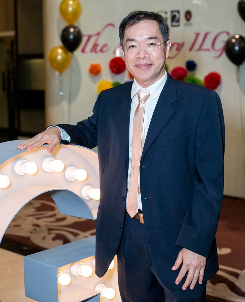 นพ.สิทธิโชค อนันตเสรี