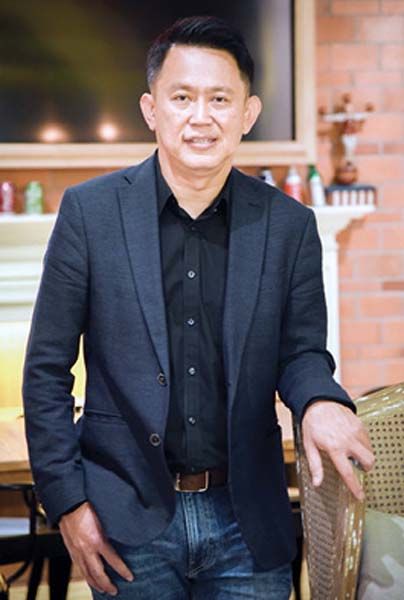 อุปถัมป์ นิสิตสุขเจริญ