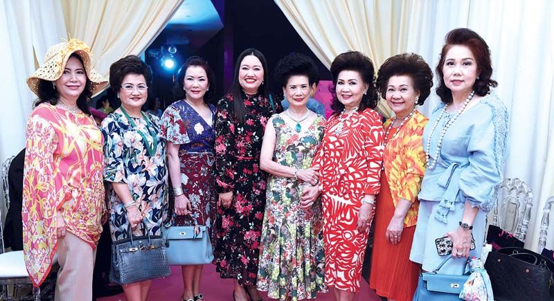ม.ล.ปุญยนุช เกษมสันต์ ดุลยจินดา, ศิริพร ศุภโอภาสพันธุ์, ขันทอง อุดมมหันติสุข, นภัสนันท์ พรรณนิภา,
จรินทร์ สุมานนท์, ละออ ตั้งคารวคุณ, ประเทือง คูสกุล, ดร.สุจิตรา วงศ์สุรไกร
