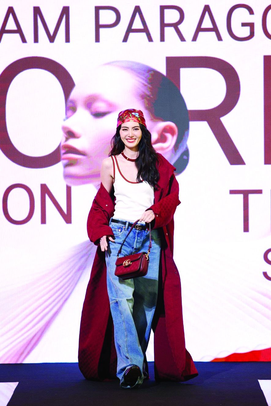 ใหม่-ดาวิกา ในลุคของ GUCCI 