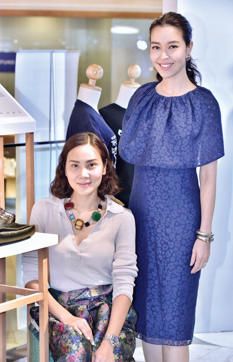 ม.ร.ว.จันทรลัดดา ยุคล และ ม.ล.อรดิศ สนิทวงศ์ฯ