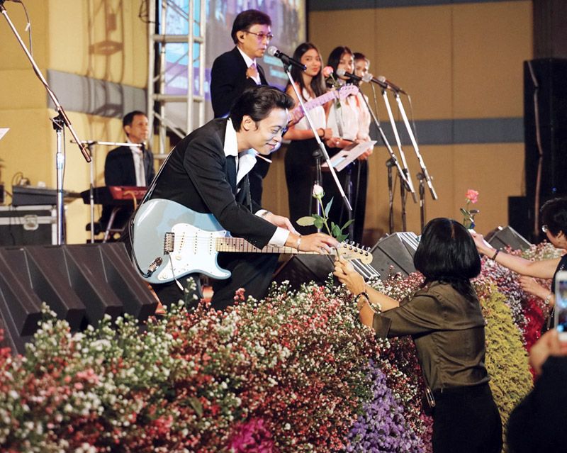 วงพิงค์แพนเตอร์ มาร่วมสร้างสีสันในงาน