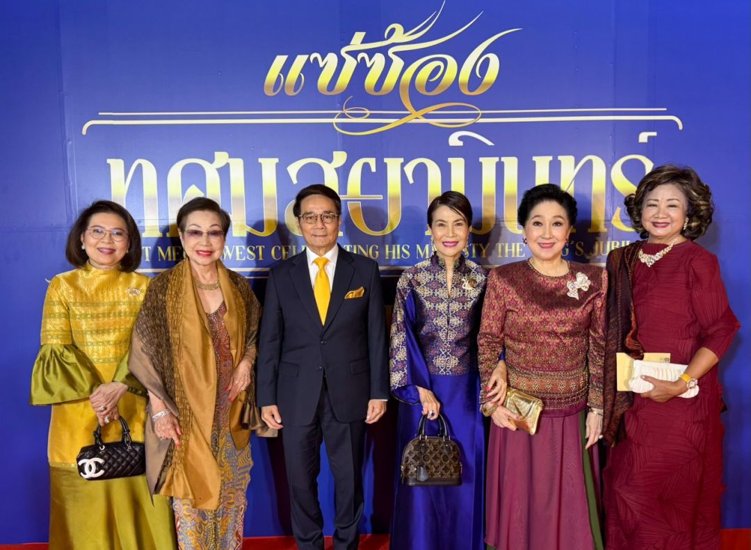 สิริพร ภาณุพงศ์ ,สุภาพรรณ พิชัยรณรงค์สงคราม,อดิศักดิ์ ภาณุพงศ์,พรรณประภา อินทรวิทยนันท์ และผาณิต พูนศิริวงศ์ 