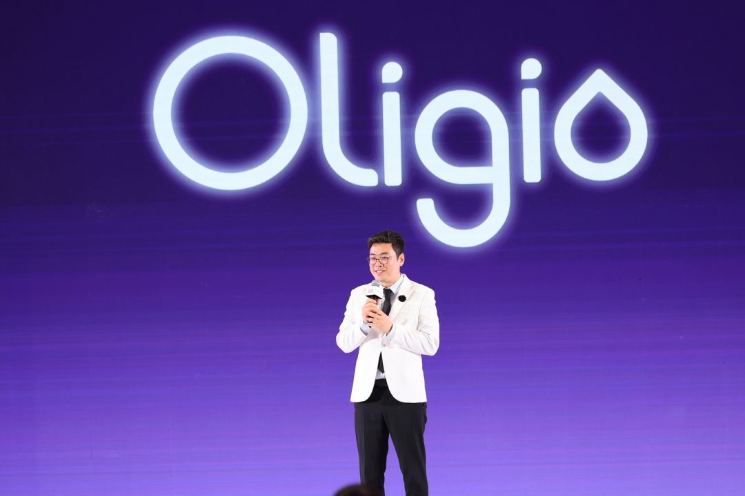 คุณไอแซค กล่าวเปิดงาน