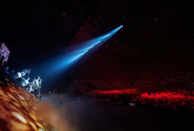 Credit pic by YG ENTERTAINMENT