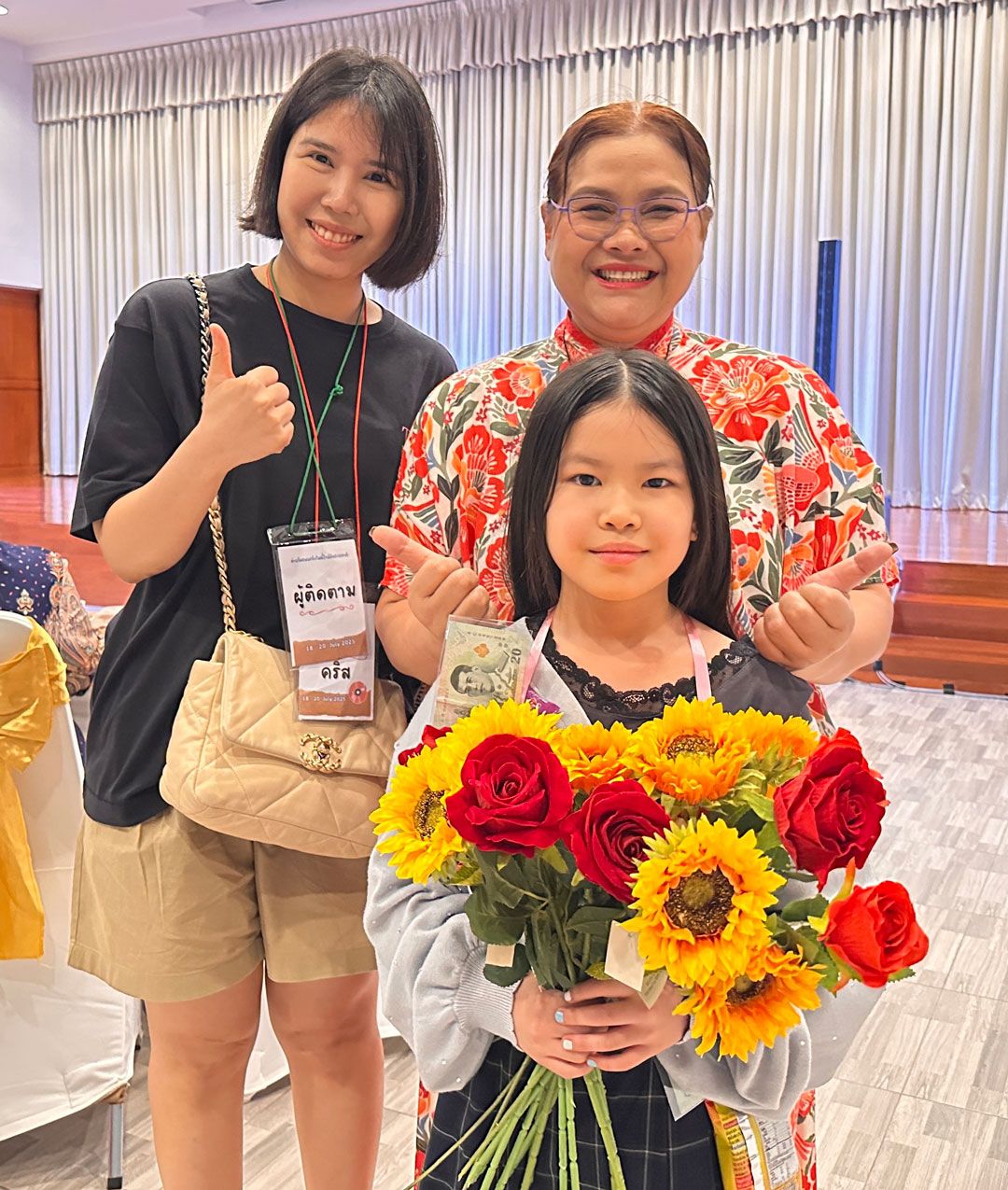 “น้องคริส” ชลิตา สังขธรรมวงศ์ วัย  8 ขวบ กับคุณแม่บวรลักษณ์  