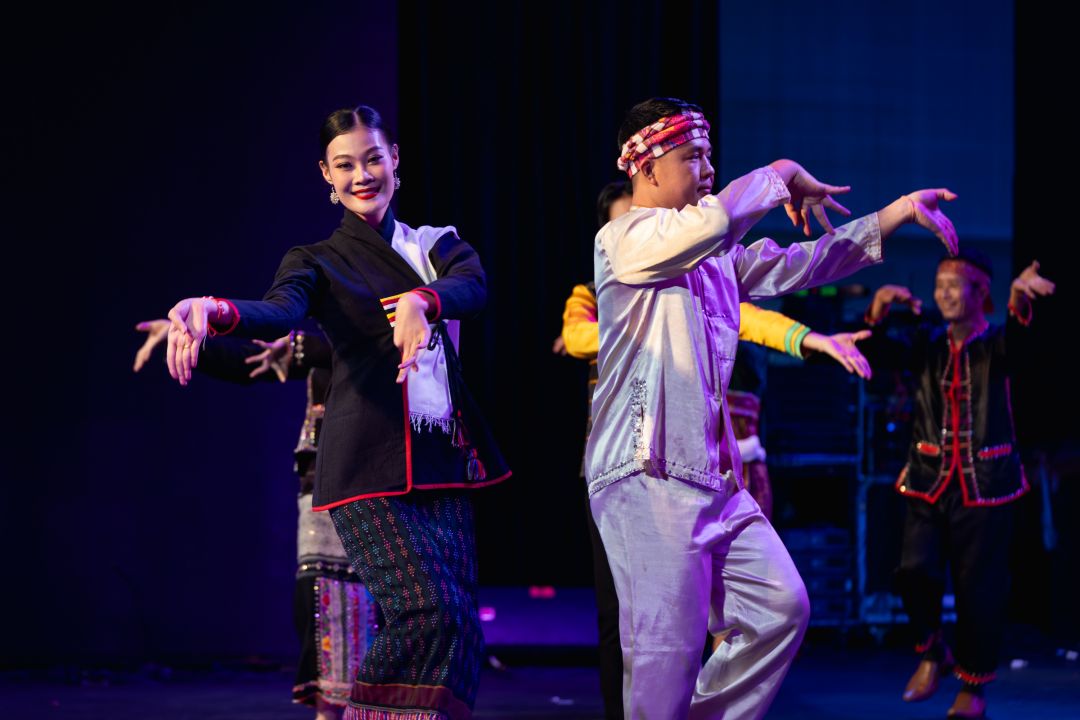‘ฟ้อนรำวงลาว’ โดยกองศิลปากรแห่งชาติ สปป. ลาว
