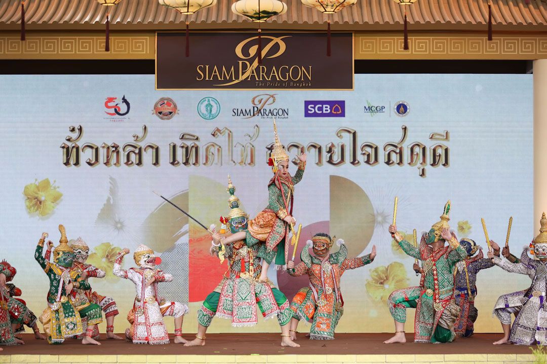 การแสดงโขนเด็ก ถ่ายทอดเรื่องราวรามเกียรติ์โดยนักแสดงตัวน้อย