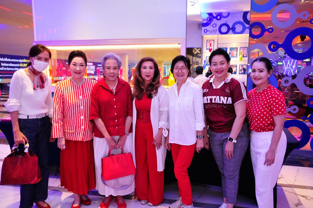 สินิทรา สุวรรณมาศ,ผาณิต พูนศิริวงศ์,ดวงใจ ตั้งสง่า,ชลลกา เก่งระดมยิง,อุษณา สุคนธทรัพย์,ดร.กริษฐา อึ๊งภากรณ์
และ ธัญรัศม์ พิมลสิงห์
